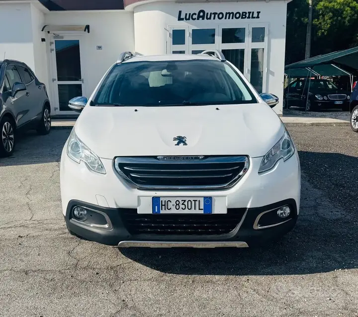 Peugeot 2008 2015 photo 2