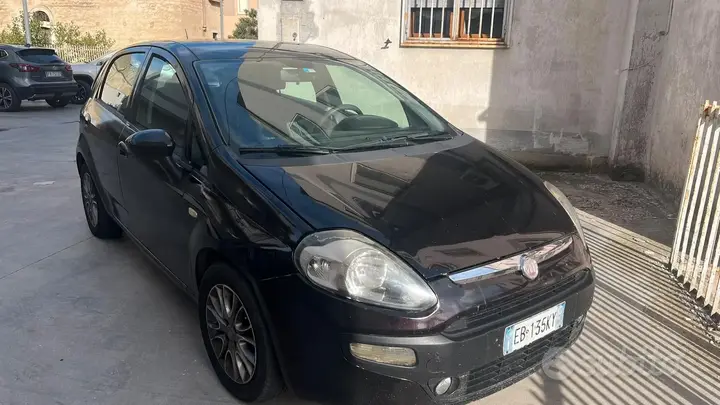Fiat Punto Evo 2012 photo 4
