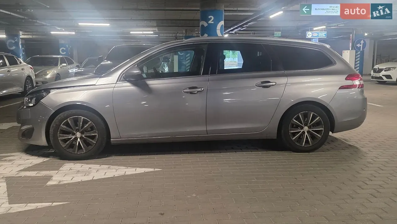Peugeot 308 2016 photo 2