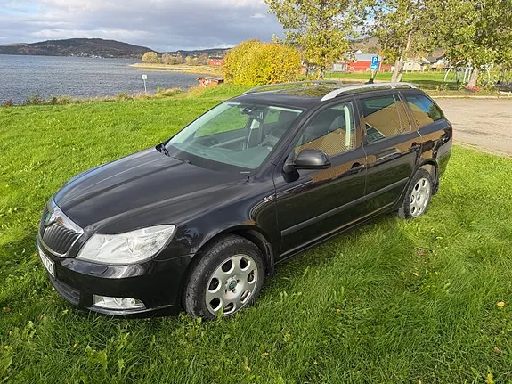 Skoda Octavia 2013 photo 3