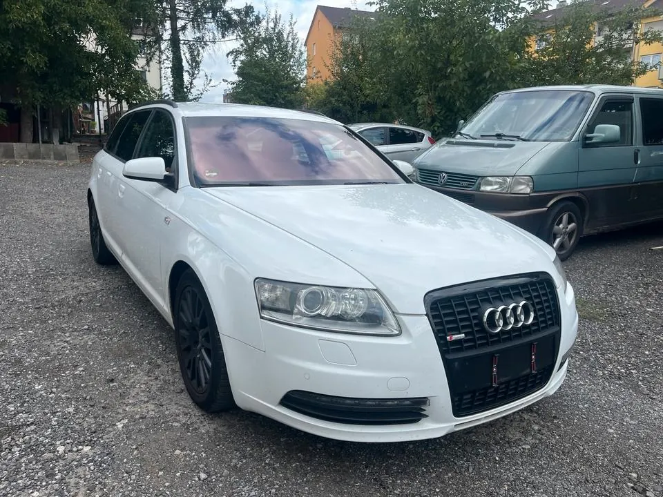 Audi A6 Avant