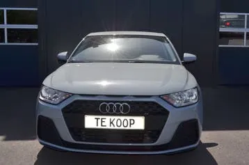 Audi A1 2023 photo 2