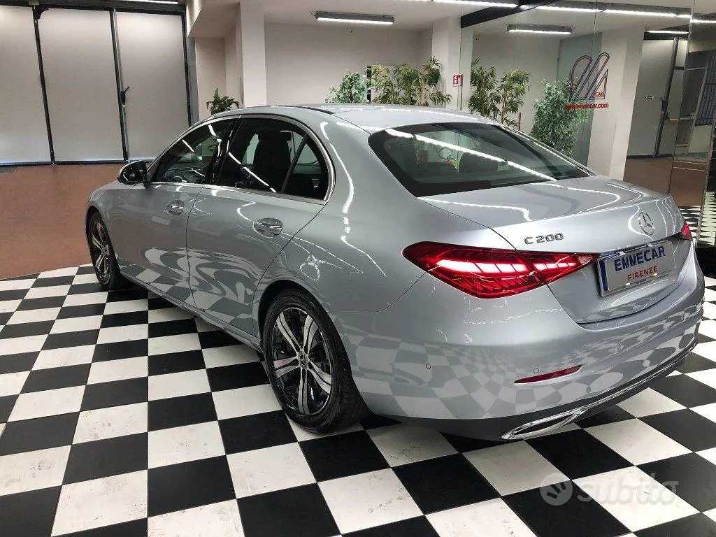Mercedes-Benz C 200 2023 photo 4