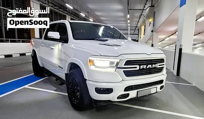 Dodge Ram Laramie 2022 photo 4