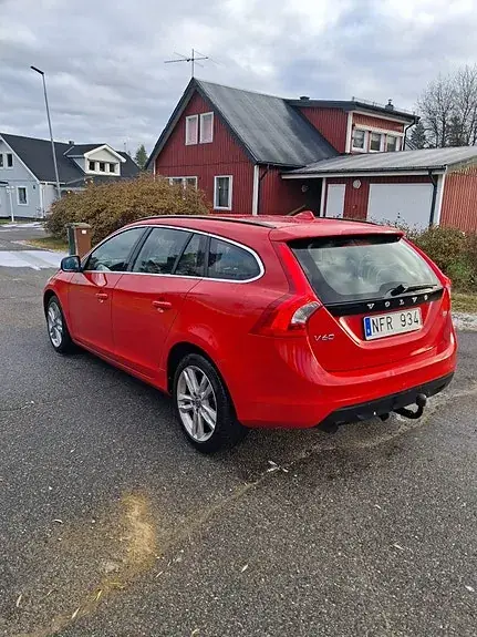 Volvo V60 2013 photo 3