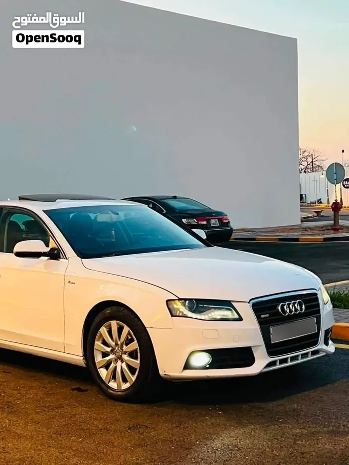 Audi A4 2010 photo 3