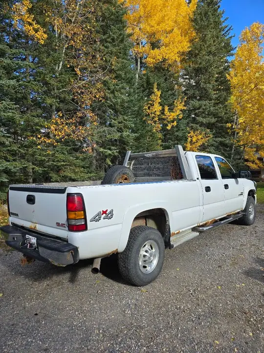 GMC Sierra 3500Hd 2005 photo 2
