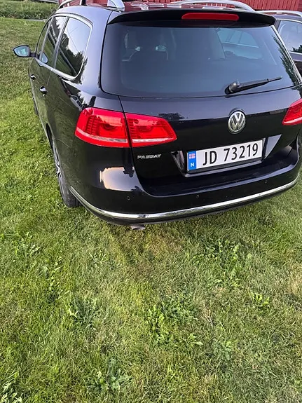 Volkswagen Passat 2012 photo 4