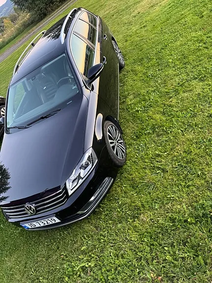 Volkswagen Passat 2012 photo 3