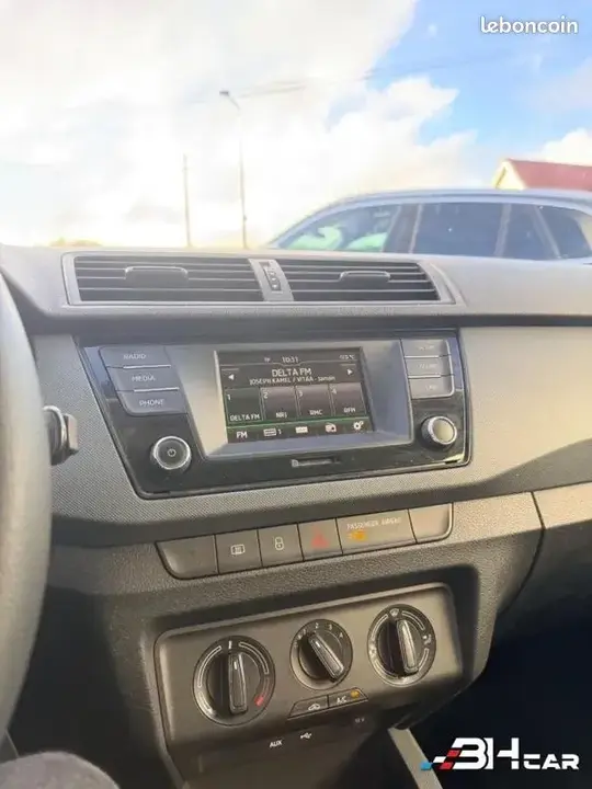 Skoda Fabia 2016 photo 4