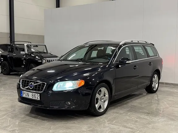 Volvo V70 2010 photo 3