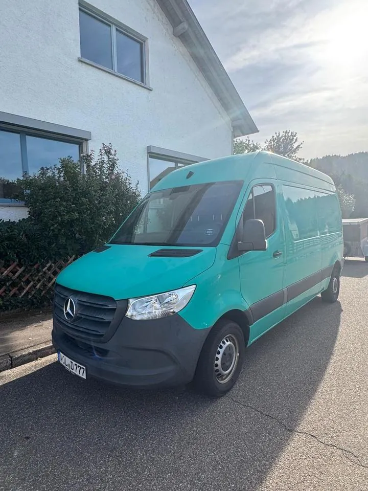 Mercedes-Benz Sprinter