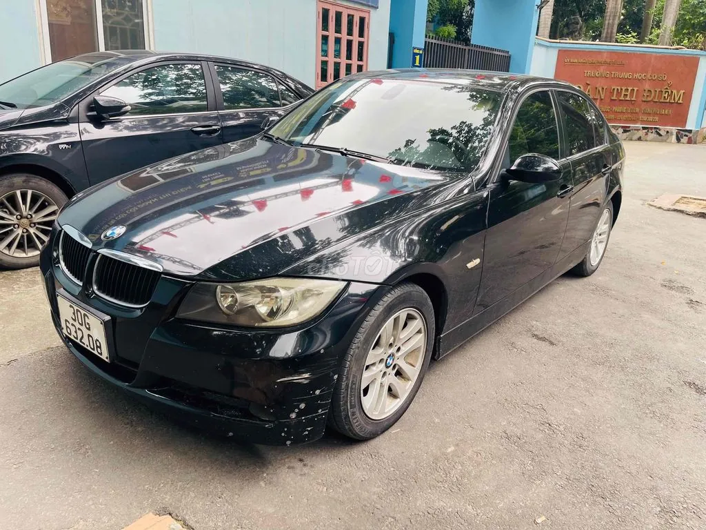 BMW 320I 2008 photo 3