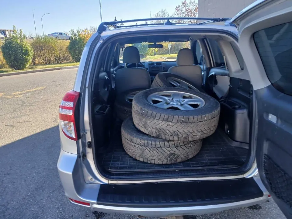 Toyota Rav4 2009 photo 4