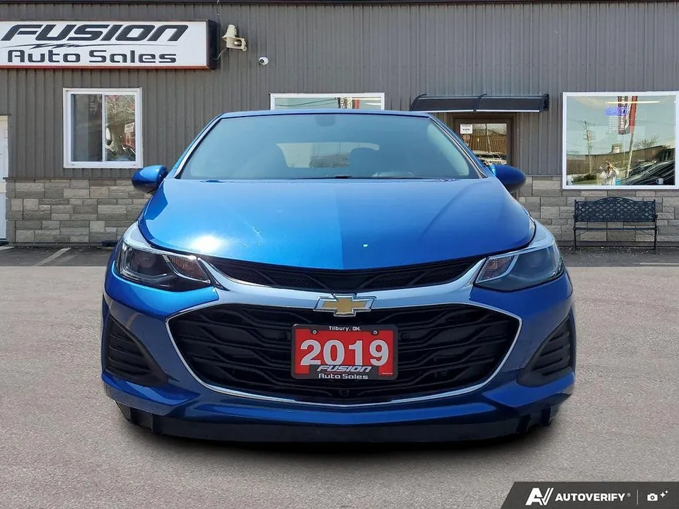 Chevrolet Cruze 2019 photo 2