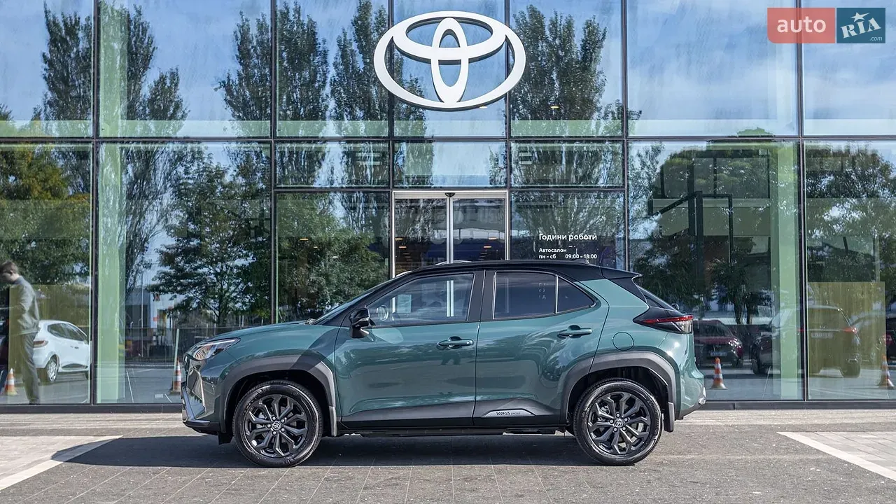 Toyota Yaris Cross 2025 photo 3