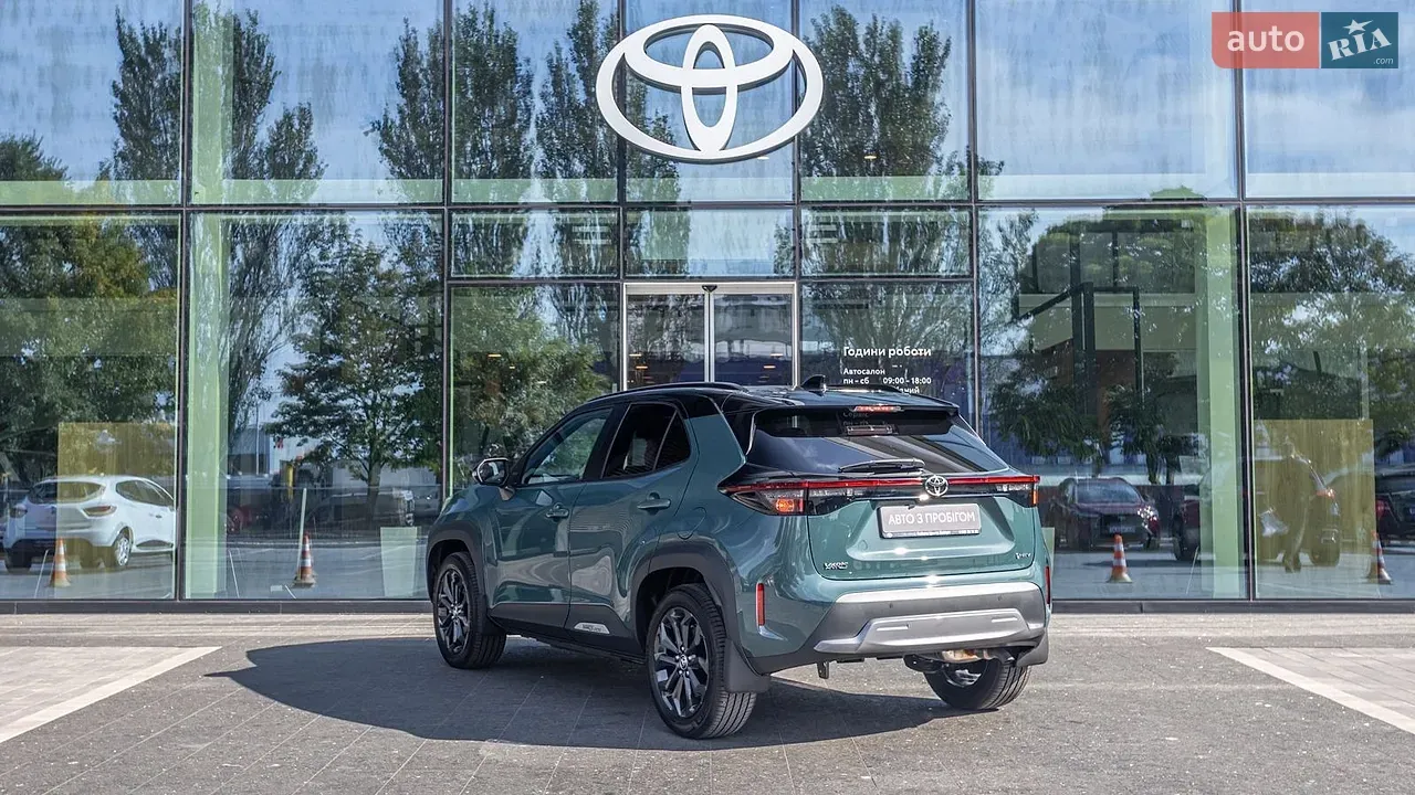 Toyota Yaris Cross 2025 photo 2
