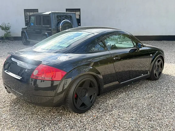 Audi Tt 1999 photo 3