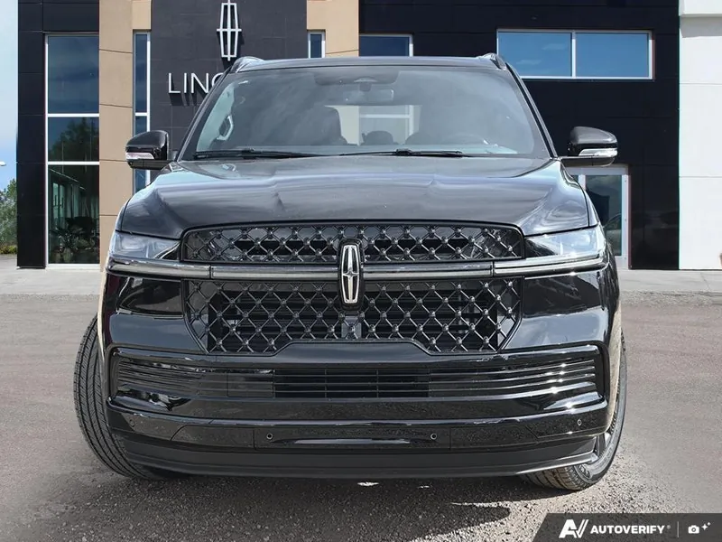 Lincoln Navigator 2027 photo 2