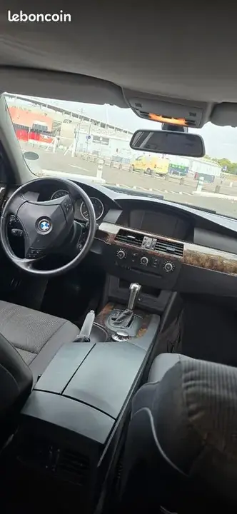 BMW 5 Series 2004 photo 3