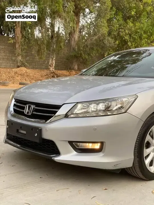 Honda Accord 2015 photo 2