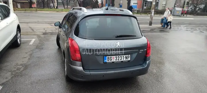 Peugeot 308 2011 photo 3