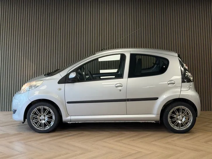 Citroen C1 2010 photo 3