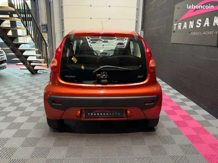 Peugeot 107 2010 photo 4