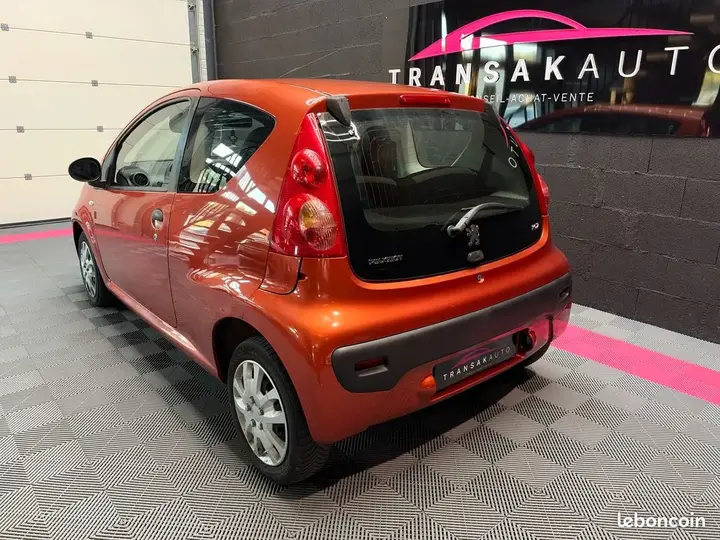 Peugeot 107 2010 photo 3