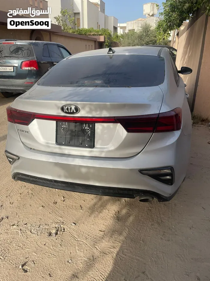 Kia Forte 2020 photo 2