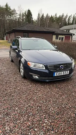 Volvo V70 2013 photo 2