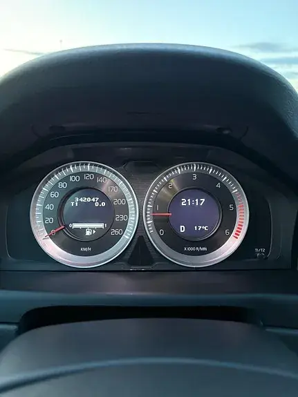 Volvo V70 2013 photo 5