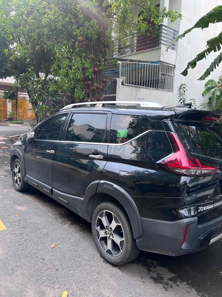 Mitsubishi Xpander Cross