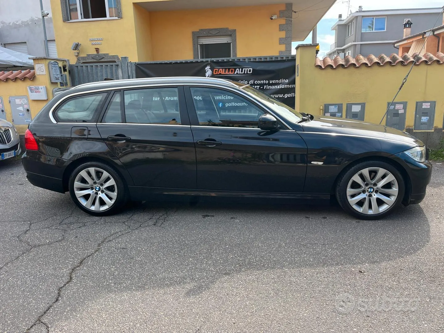 BMW 320D 2010 photo 5