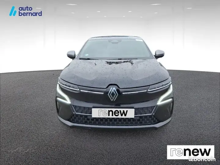 Renault Megane 2023 photo 2