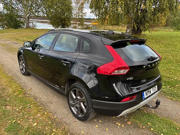 Volvo V40 Cross Country 2014 photo 3