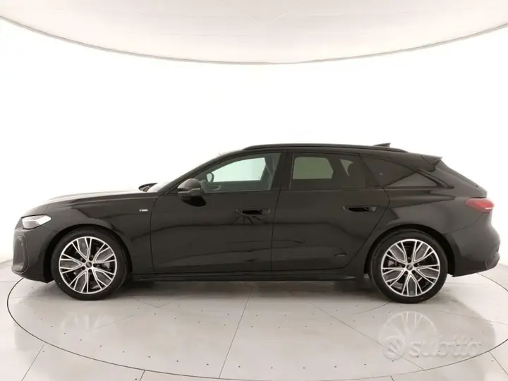 Audi A5 Avant 2025 photo 2