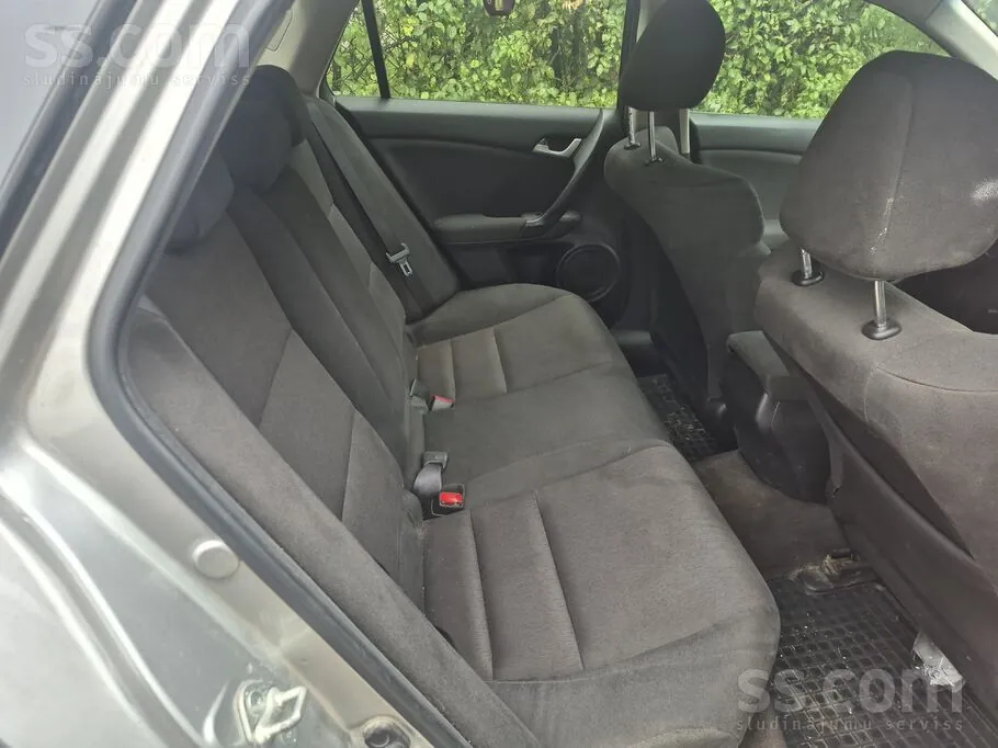 Honda Accord 2010 photo 5