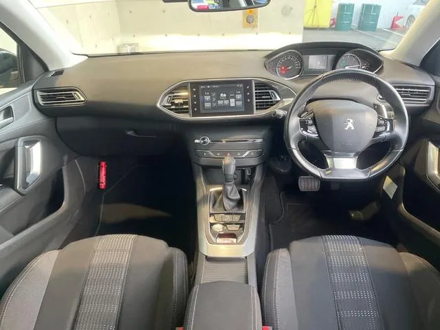 Peugeot 308 2016 photo 2