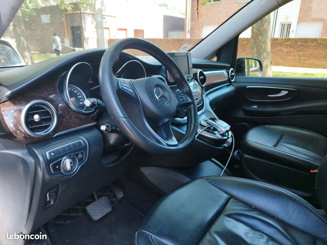 Mercedes-Benz V 2019 photo 3