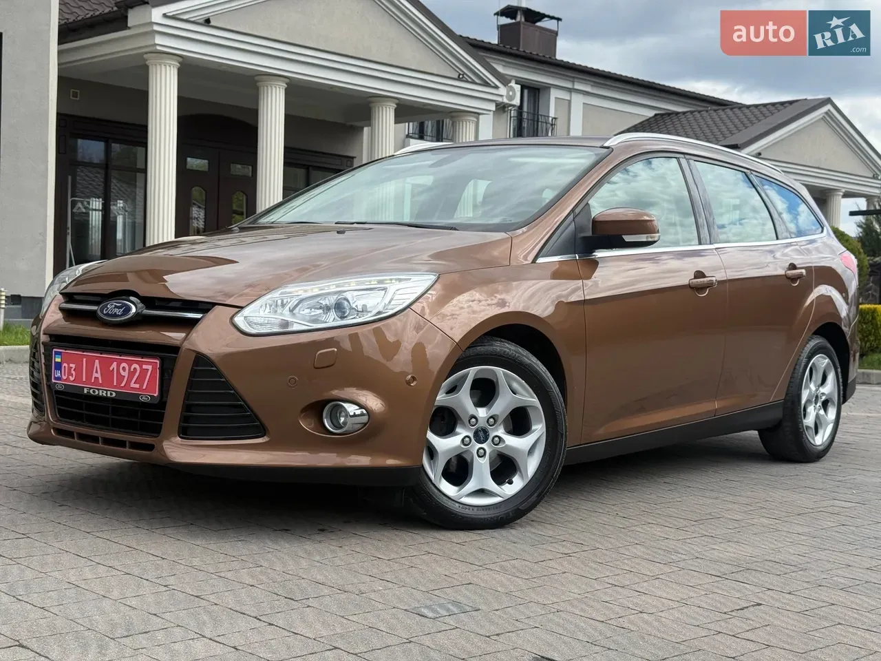 Ford Focus 2013 photo 2