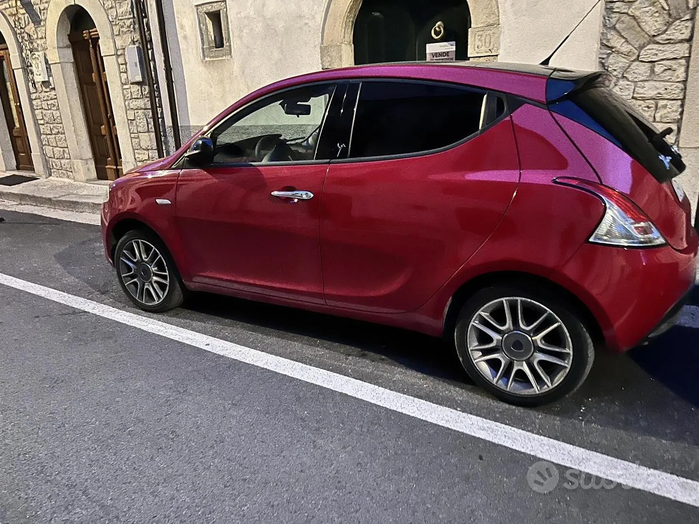 Lancia Ypsilon