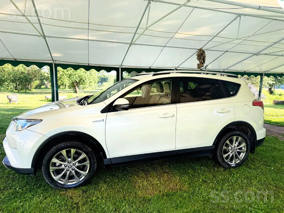 Toyota Rav4 2016 photo 4