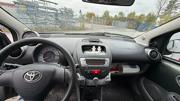 Toyota Aygo 2010 photo 5