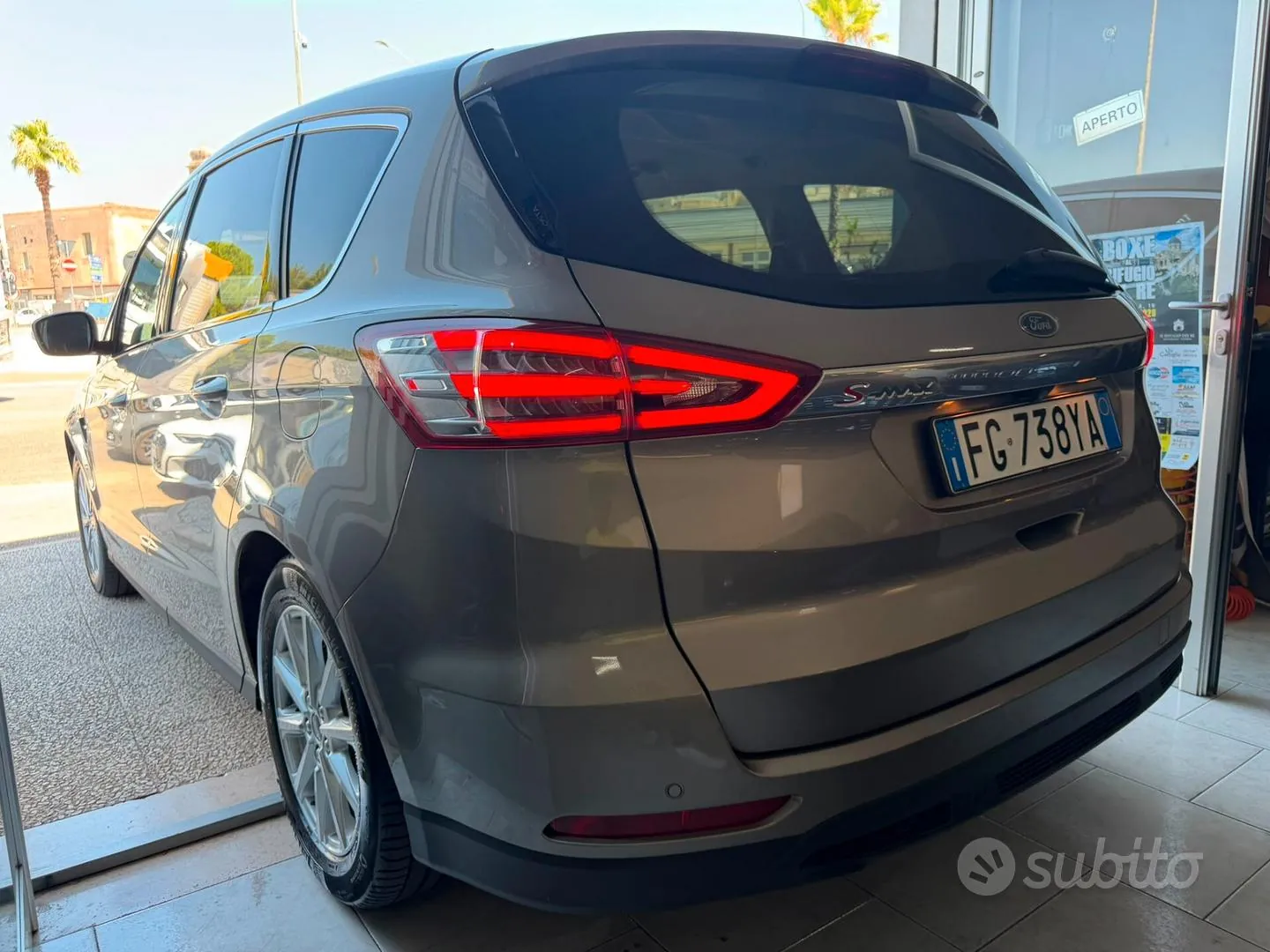 Ford S-Max 2017 photo 4