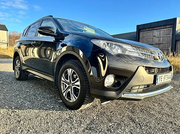 Toyota Rav4 2015 photo 3
