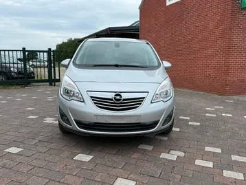 Opel Meriva 2011 photo 2