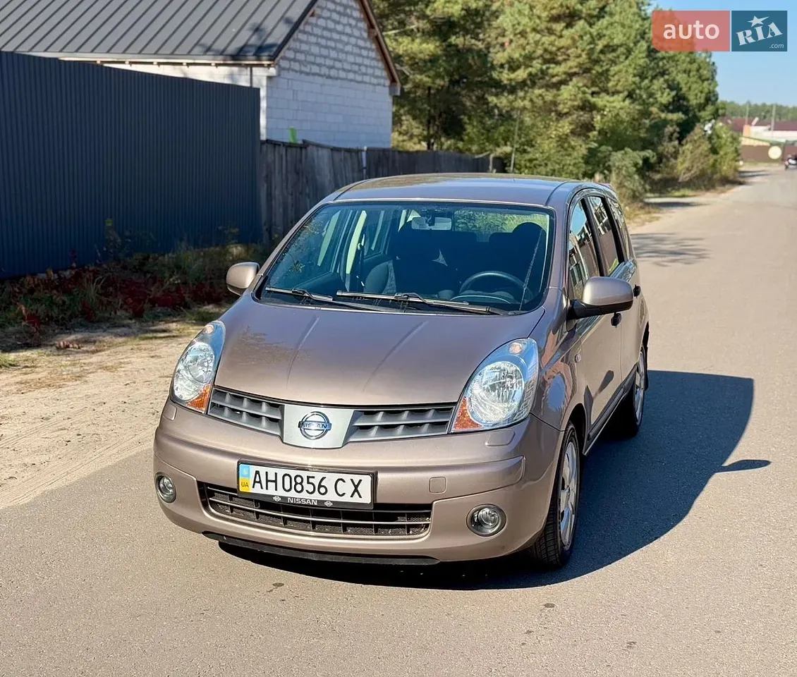Nissan Note 2008 photo 4