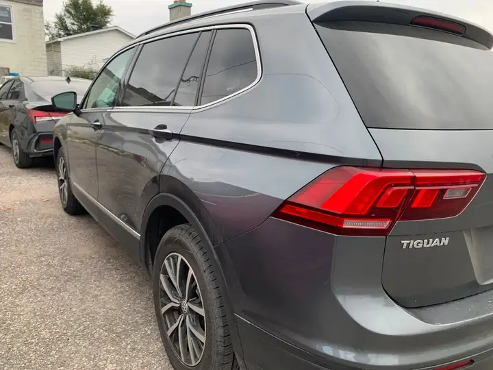 Volkswagen Tiguan 2018 photo 4