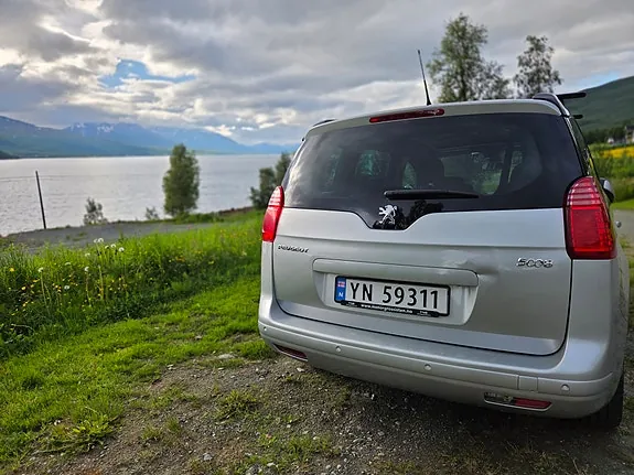 Peugeot 5008 2013 photo 5